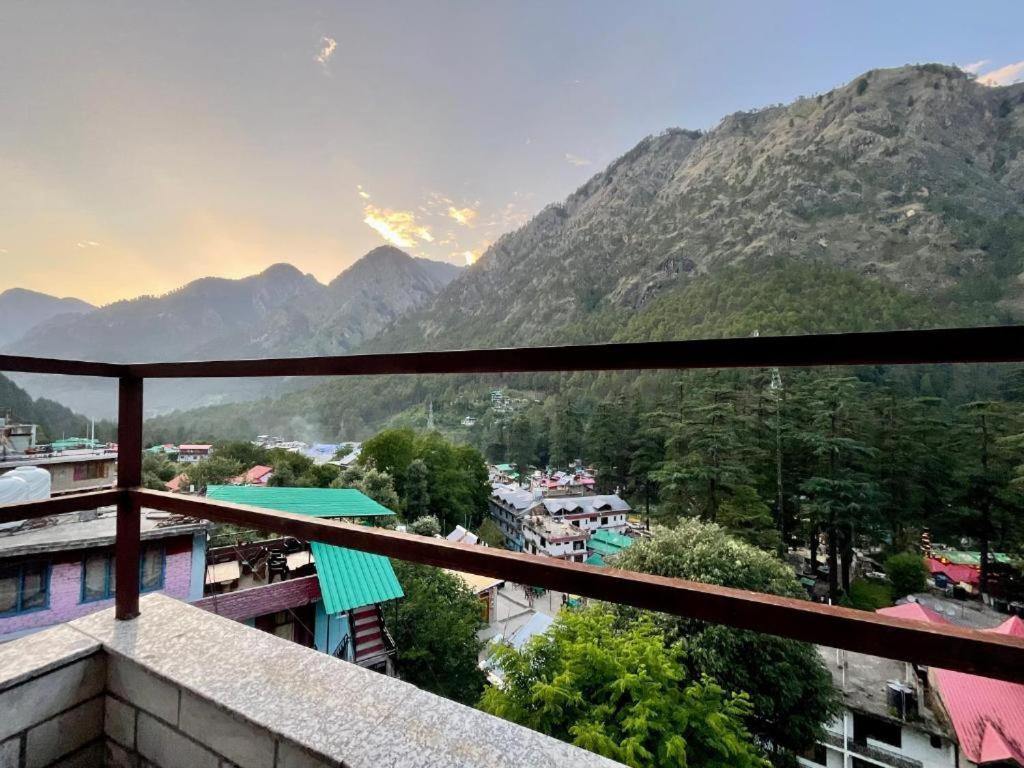 Diamond Valley X One Light Stays Kasol Exteriér fotografie